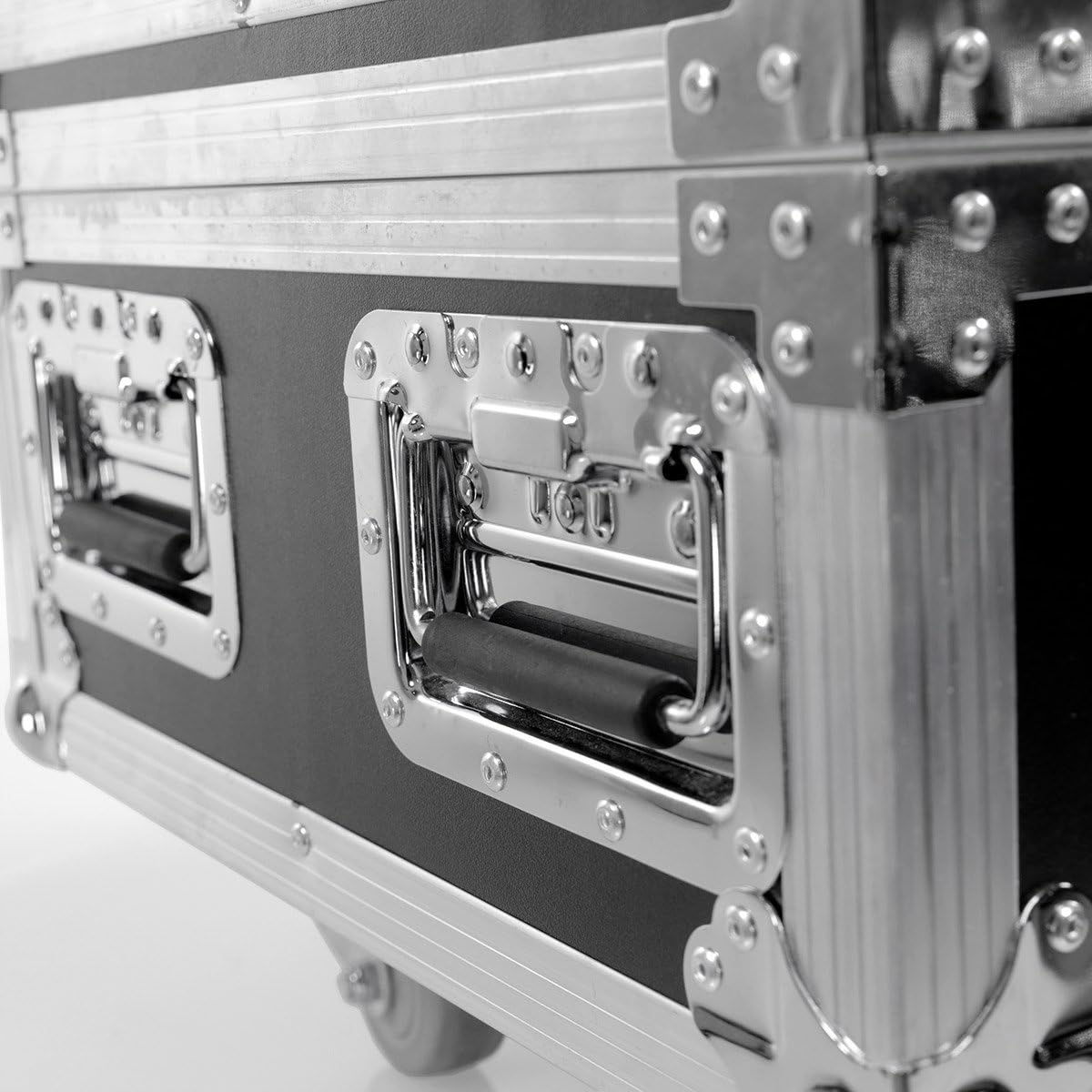 boomtonedj-ez-box-flight-case-projecteur-led-6-compartiments-roulettes image 2